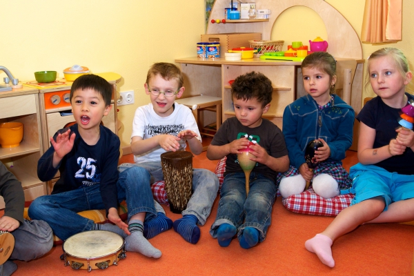 Musikalische Früherziehung ist ein Schwerpunkt unserer Arbeit.