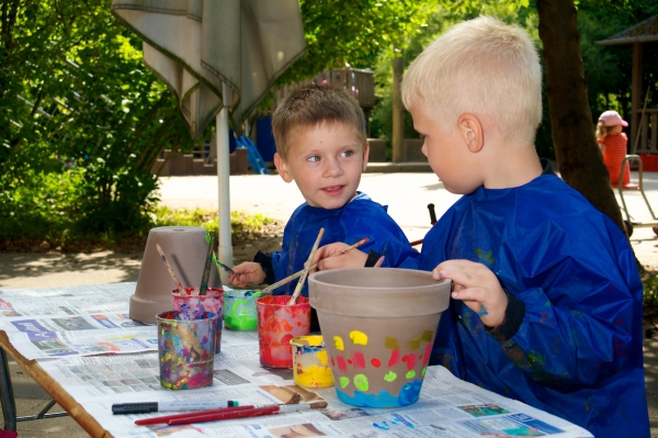 Ein Schwerpunkt unserer Arbeit ist "künstlerisches Gestalten"; drinnen wie draußen.
