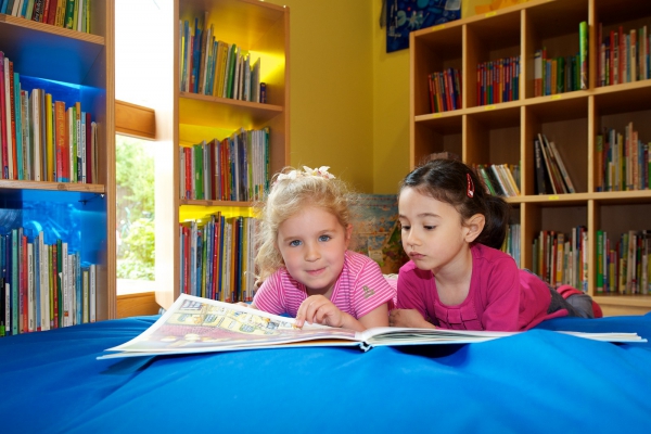 "Bücher verleihen Kindern Flügel!"