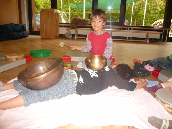 Durch unsere gruppenübergreifenden Fachkräfte können Kinder in Kleingruppen   individuelle Erfahrungen sammeln.  
